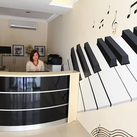 Exenia Otel 3*